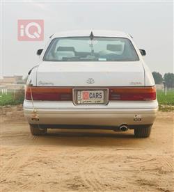 تۆیۆتا کراون